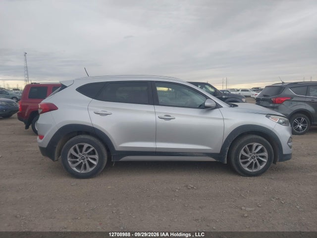 Продаж на аукціоні авто 2017 Hyundai Tucson Limited/sport And Eco/se, vin: KM8J3CA46HU493682, номер лоту: 12708988