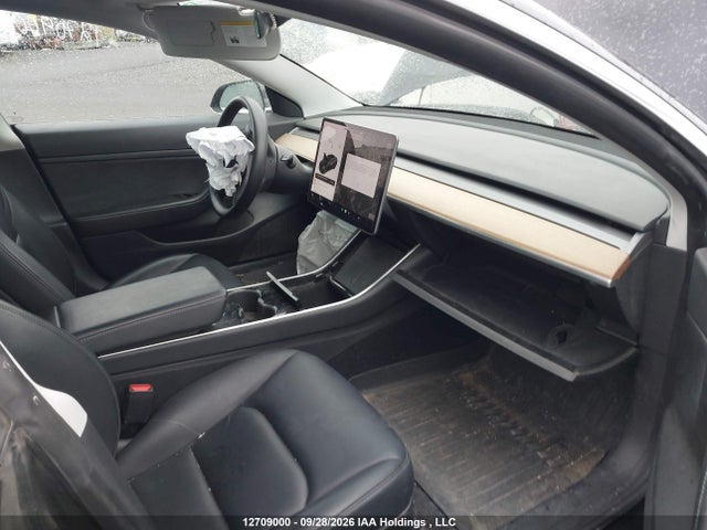 5YJ3E1EA1LF793806 Tesla MODEL 3