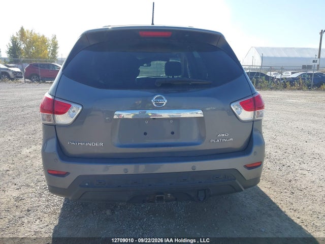 12709010 :رقم المزاد ، 5N1AR2MM9FC650564 vin ، 2015 Nissan Pathfinder S/sv/sl/platinum مزاد بيع
