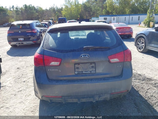 12709059 :رقم المزاد ، KNAFU5A27D5741750 vin ، 2013 Kia Forte مزاد بيع