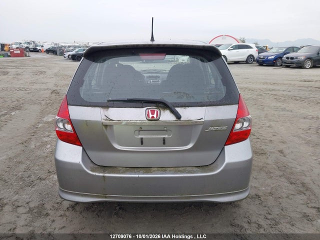 2007 Honda Fit მანქანა იყიდება აუქციონზე, vin: JHMGD38617S800543, აუქციონის ნომერი: 12709076