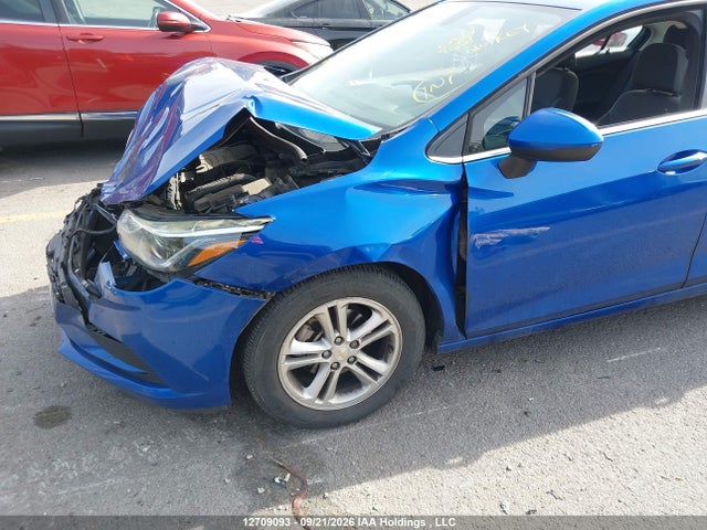 Chevrolet CRUZE LT 2018 1G1BE5SM5J7225250 Image 20