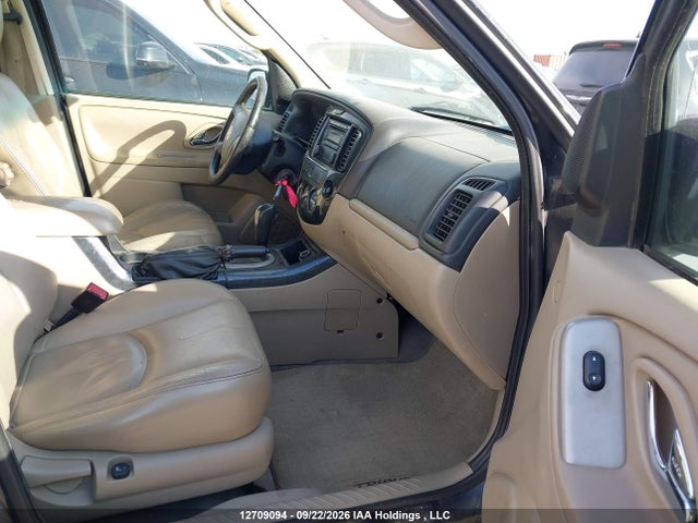 12709094 :رقم المزاد ، 4F2CZ96165KM27976 vin ، 2005 Mazda Tribute S مزاد بيع