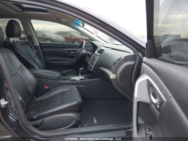 12709095 :رقم المزاد ، 1N4AL3AP6HN333851 vin ، 2017 Nissan Altima 2.5/s/sv/sl/sr مزاد بيع