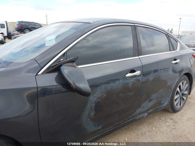 12709095 :رقم المزاد ، 1N4AL3AP6HN333851 vin ، 2017 Nissan Altima 2.5/s/sv/sl/sr مزاد بيع