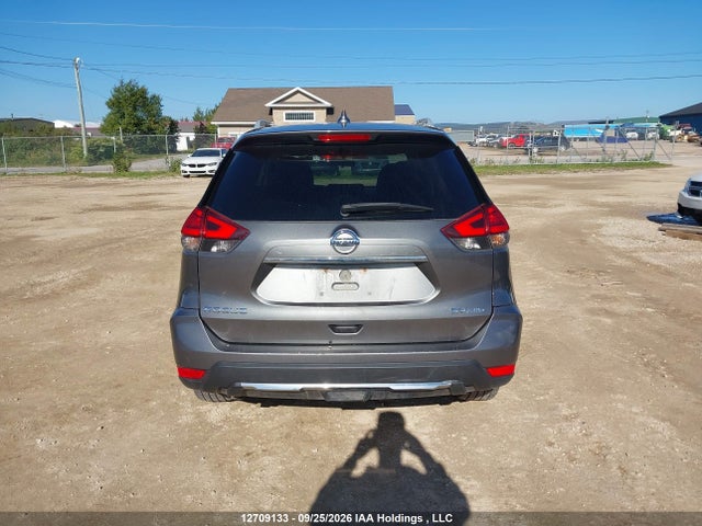 Продажа на аукционе авто 2017 Nissan Rogue Sv/sl, vin: 5N1AT2MV2HC744301, номер лота: 12709133