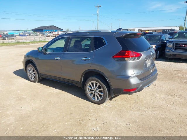 Продажа на аукционе авто 2017 Nissan Rogue Sv/sl, vin: 5N1AT2MV2HC744301, номер лота: 12709133