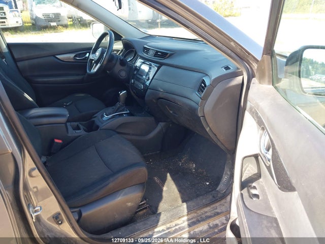 Продажа на аукционе авто 2017 Nissan Rogue Sv/sl, vin: 5N1AT2MV2HC744301, номер лота: 12709133