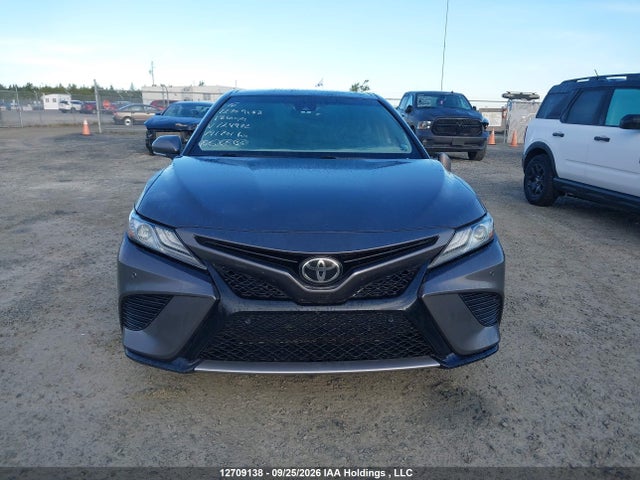 12709138 :رقم المزاد ، 4T1B61HK9JU124972 vin ، 2018 Toyota Camry Xse مزاد بيع