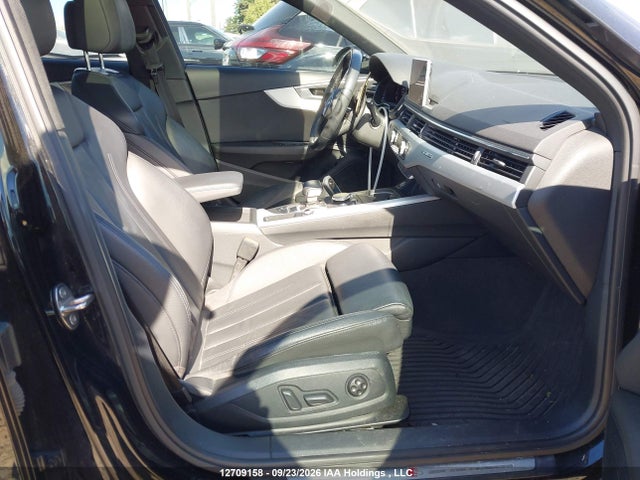 Auction sale of the 2019 Audi A4 Prestige, vin: WAUFNAF46KA009761, lot number: 12709158