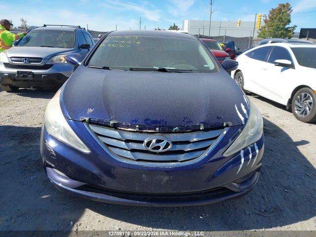 12709178 :رقم المزاد ، 5NPEB4ACXCH392329 vin ، 2012 Hyundai Sonata Gls مزاد بيع