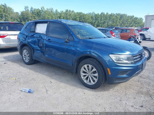 2019 Volkswagen Tiguan Trendline მანქანა იყიდება აუქციონზე, vin: 3VV0B7AX0KM126293, აუქციონის ნომერი: 12709256