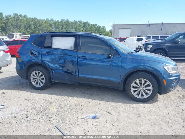 2019 Volkswagen Tiguan Trendline მანქანა იყიდება აუქციონზე, vin: 3VV0B7AX0KM126293, აუქციონის ნომერი: 12709256