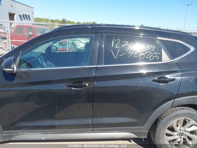 Продажа на аукционе авто 2017 Hyundai Tucson Luxury, vin: KM8J3CA49HU308265, номер лота: 12709284