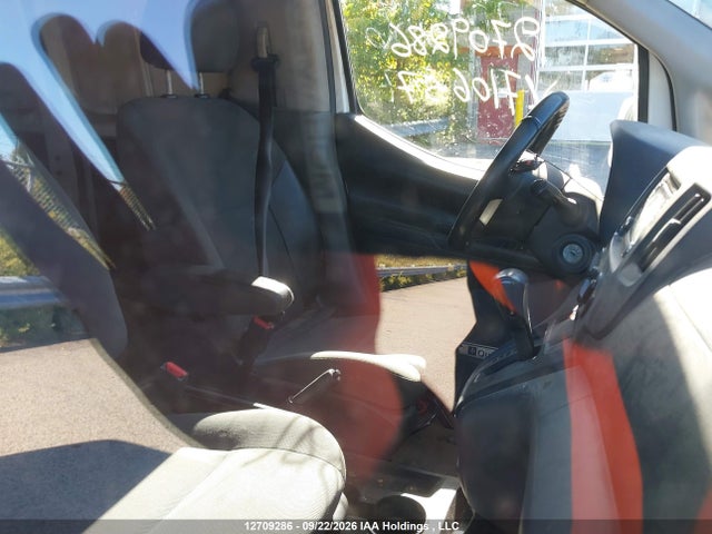 12709286 :رقم المزاد ، 3N6CM0KN3KK710657 vin ، 2019 Nissan Nv200 S/sv مزاد بيع