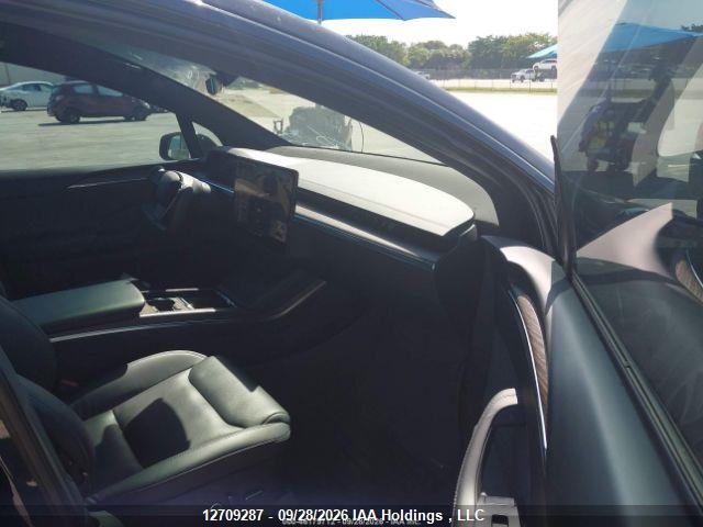 7SAXCDE5XPF372929 Tesla MODEL X