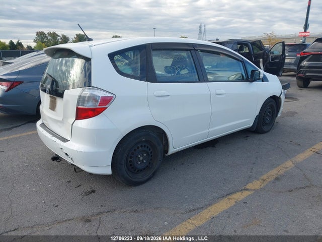 Продажа на аукционе авто 2013 Honda Fit Lx, vin: LUCGE8H50D3009683, номер лота: 12706223
