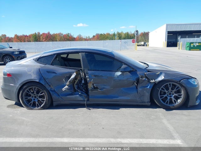 2021 Tesla Model S მანქანა იყიდება აუქციონზე, vin: 5YJSA1E53MF442536, აუქციონის ნომერი: 12709328