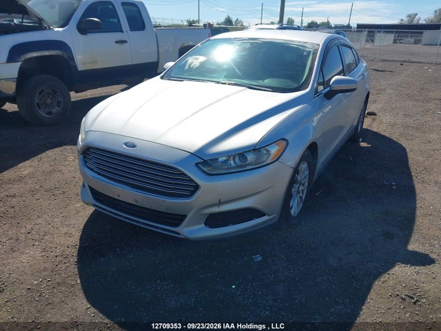 Продажа на аукционе авто 2015 Ford Fusion S, vin: 3FA6P0G70FR271602, номер лота: 12709353