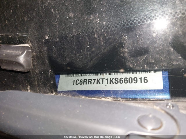 2019 Ram 1500 Classic Tradesman მანქანა იყიდება აუქციონზე, vin: 1C6RR7KT1KS660916, აუქციონის ნომერი: 12709356