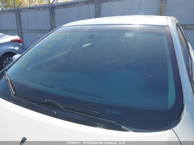 12709371 :رقم المزاد ، 3FAHP0HA8AR217539 vin ، 2010 Ford Fusion Se مزاد بيع