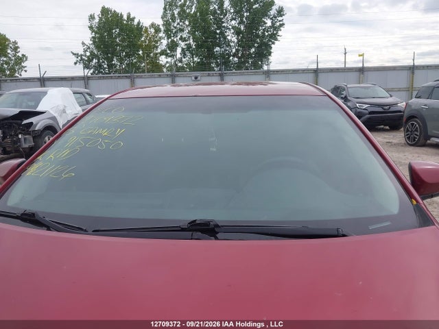 12709372 :رقم المزاد ، 4T1BF1FK4FU915050 vin ، 2015 Toyota Camry Se مزاد بيع