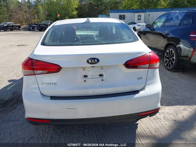 KIA FORTE EX 2018 3KPFL4A82JE189224 Image 16