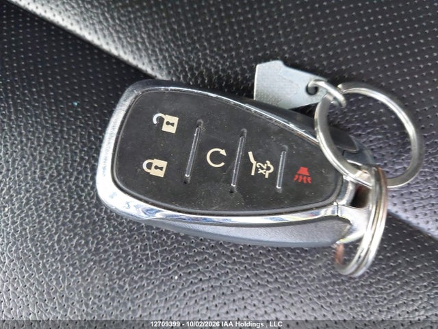 Продажа на аукционе авто 2021 Chevrolet Equinox, vin: 2GNAXUEV4M6106533, номер лота: 12709399