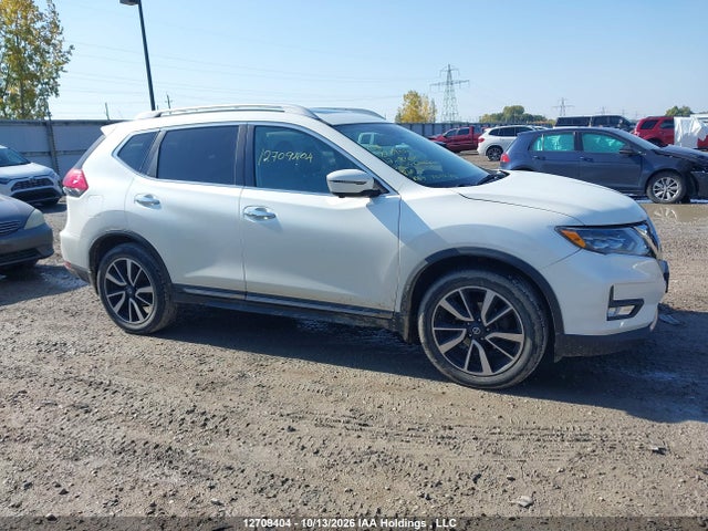 12709404 :رقم المزاد ، 5N1AT2MV3HC760457 vin ، 2017 Nissan Rogue Sv/sl مزاد بيع