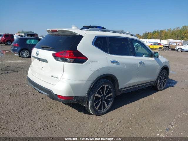 12709404 :رقم المزاد ، 5N1AT2MV3HC760457 vin ، 2017 Nissan Rogue Sv/sl مزاد بيع