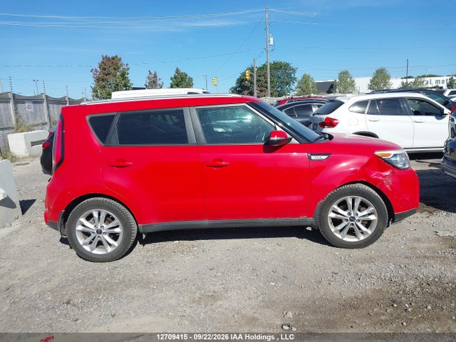KIA Soul 2016 KNDJP3A53G7823289 Image 13