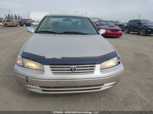 1999 Toyota Camry Le/xle მანქანა იყიდება აუქციონზე, vin: JT2BG22K0X0271139, აუქციონის ნომერი: 12709424
