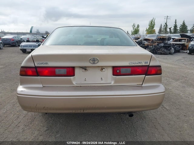 1999 Toyota Camry Le/xle მანქანა იყიდება აუქციონზე, vin: JT2BG22K0X0271139, აუქციონის ნომერი: 12709424
