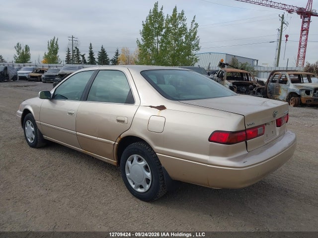 1999 Toyota Camry Le/xle მანქანა იყიდება აუქციონზე, vin: JT2BG22K0X0271139, აუქციონის ნომერი: 12709424