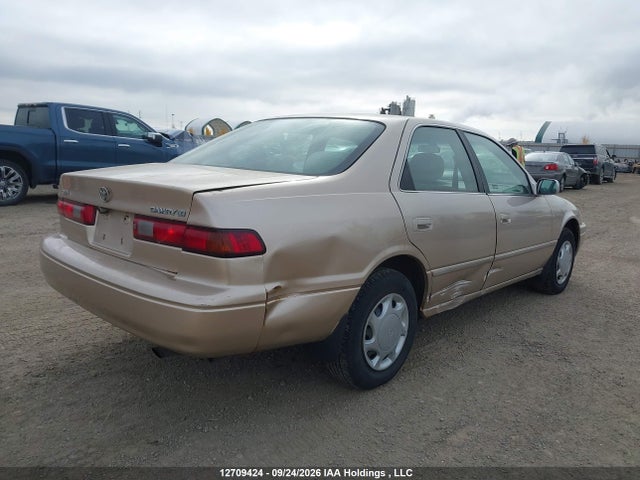 1999 Toyota Camry Le/xle მანქანა იყიდება აუქციონზე, vin: JT2BG22K0X0271139, აუქციონის ნომერი: 12709424