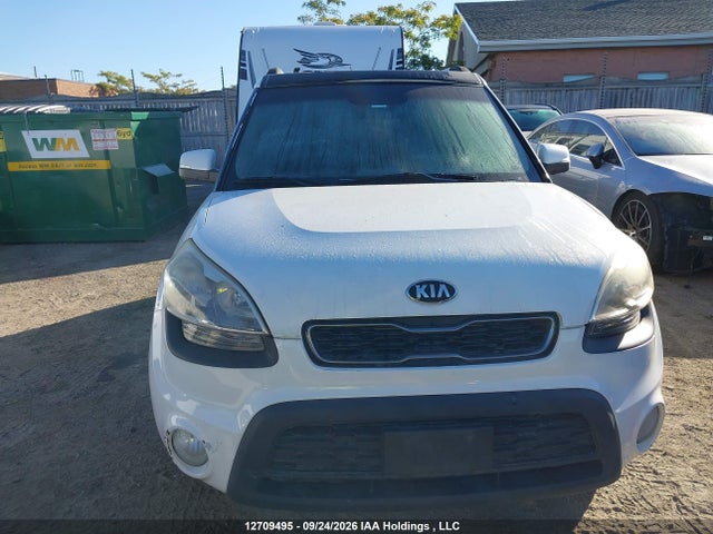 2013 Kia Soul 2.0l 2u/2.0l 4u/2.0l 4u Burner/2.0l 4u Luxury/2.0l 4u Retro მანქანა იყიდება აუქციონზე, vin: KNDJT2A66D7764362, აუქციონის ნომერი: 12709495
