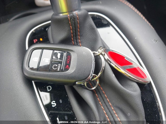 Auction sale of the 2025 Honda Hr-v, vin: 3CZRZ2H53SM111855, lot number: 12709504