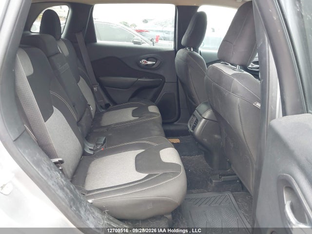Jeep Cherokee North 2014 1C4PJLCB7EW275170 Image 8