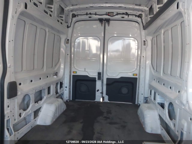 Ford Transit T-250 2025 1FTBR2X82SKA81354 Image 8