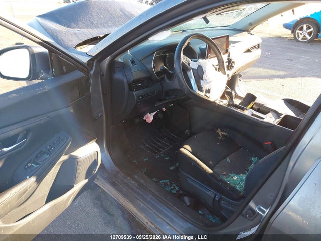 3N1AB8CV4MY221331 Nissan SENTRA SV