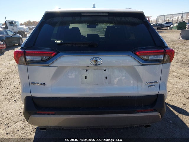 Toyota RAV4 2024 2T3D1RFV3RW443371 Image 16