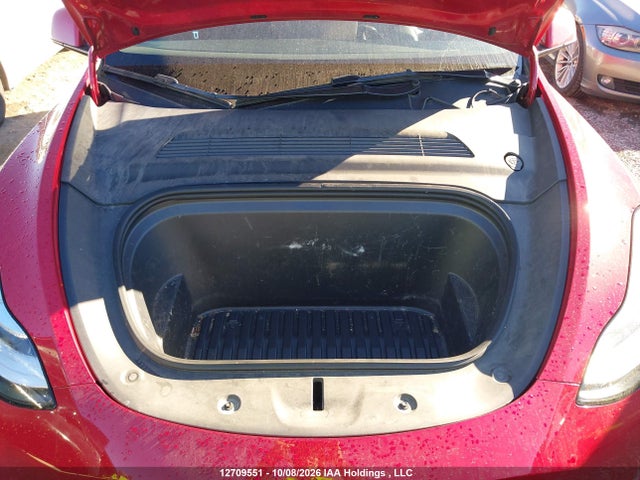 2021 Tesla Model Y Long Range მანქანა იყიდება აუქციონზე, vin: 5YJYGDEE6MF301910, აუქციონის ნომერი: 12709551