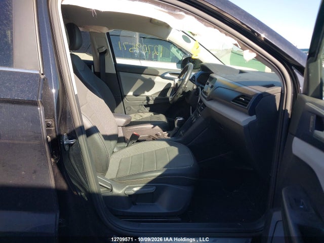 2022 Volkswagen Taos Comfortline მანქანა იყიდება აუქციონზე, vin: 3VVLX7B24NM085849, აუქციონის ნომერი: 12709571
