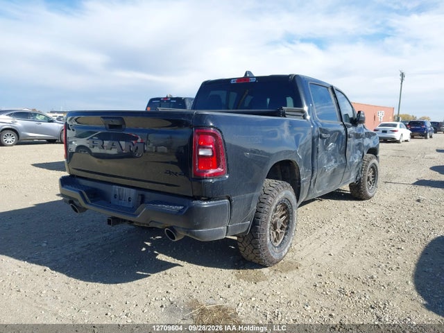 2025 Ram 1500 Warlock მანქანა იყიდება აუქციონზე, vin: 1C6SRFGP1SN692142, აუქციონის ნომერი: 12709604