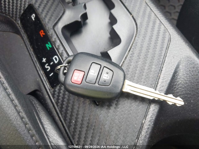 Toyota RAV4 LE 2015 2T3BFREV9FW309521 Image 11