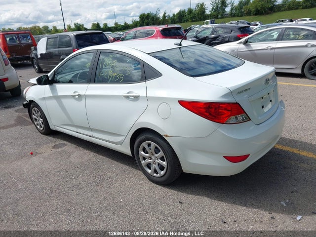 12686143 :رقم المزاد ، KMHCT4AE0DU294435 vin ، 2013 Hyundai Accent Gl مزاد بيع