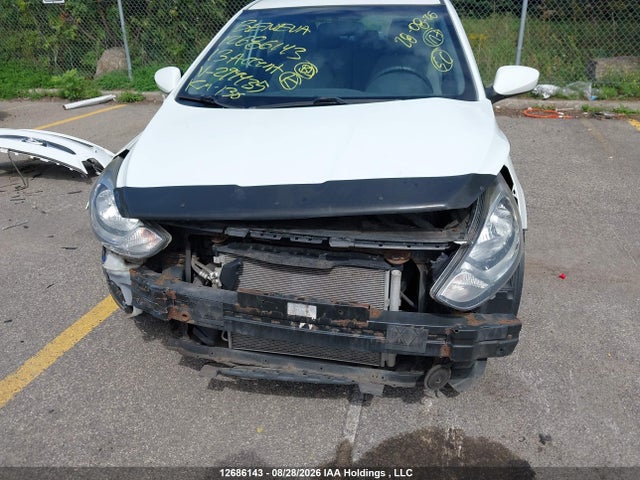 12686143 :رقم المزاد ، KMHCT4AE0DU294435 vin ، 2013 Hyundai Accent Gl مزاد بيع