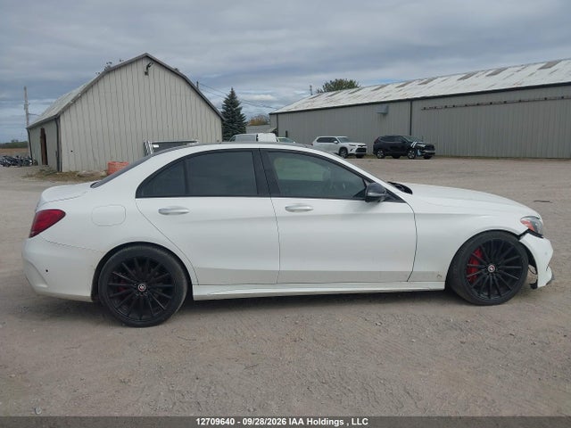 2017 Mercedes-benz C 300 4matic მანქანა იყიდება აუქციონზე, vin: 55SWF4KB1HU191499, აუქციონის ნომერი: 12709640