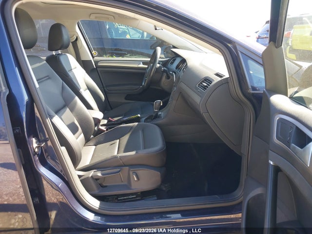 12709645 :رقم المزاد ، 3VW217AUXHM003090 vin ، 2017 Volkswagen Golf 1.8 Tsi Comfortline/1.8 Tsi Highline/1.8 Tsi Trendline مزاد بيع
