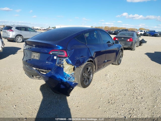2022 Tesla Model Y Long Range მანქანა იყიდება აუქციონზე, vin: 7SAYGAEE7NF524539, აუქციონის ნომერი: 12709650